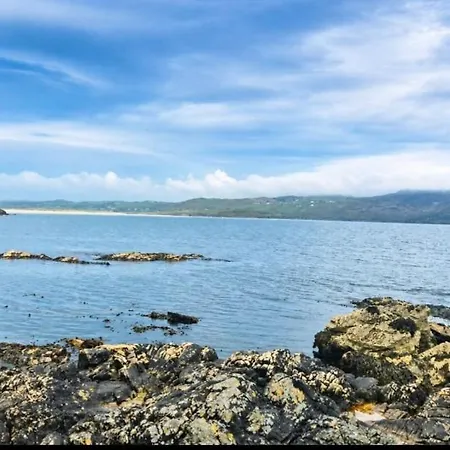 Muckish Hideaway Nyaraló Crockglass